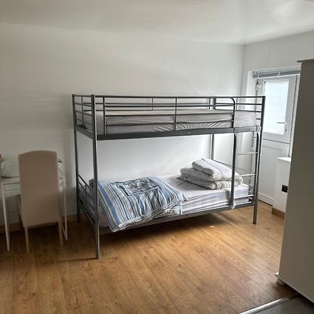 ホテル Barrs Court Beds Warmley エクステリア 写真