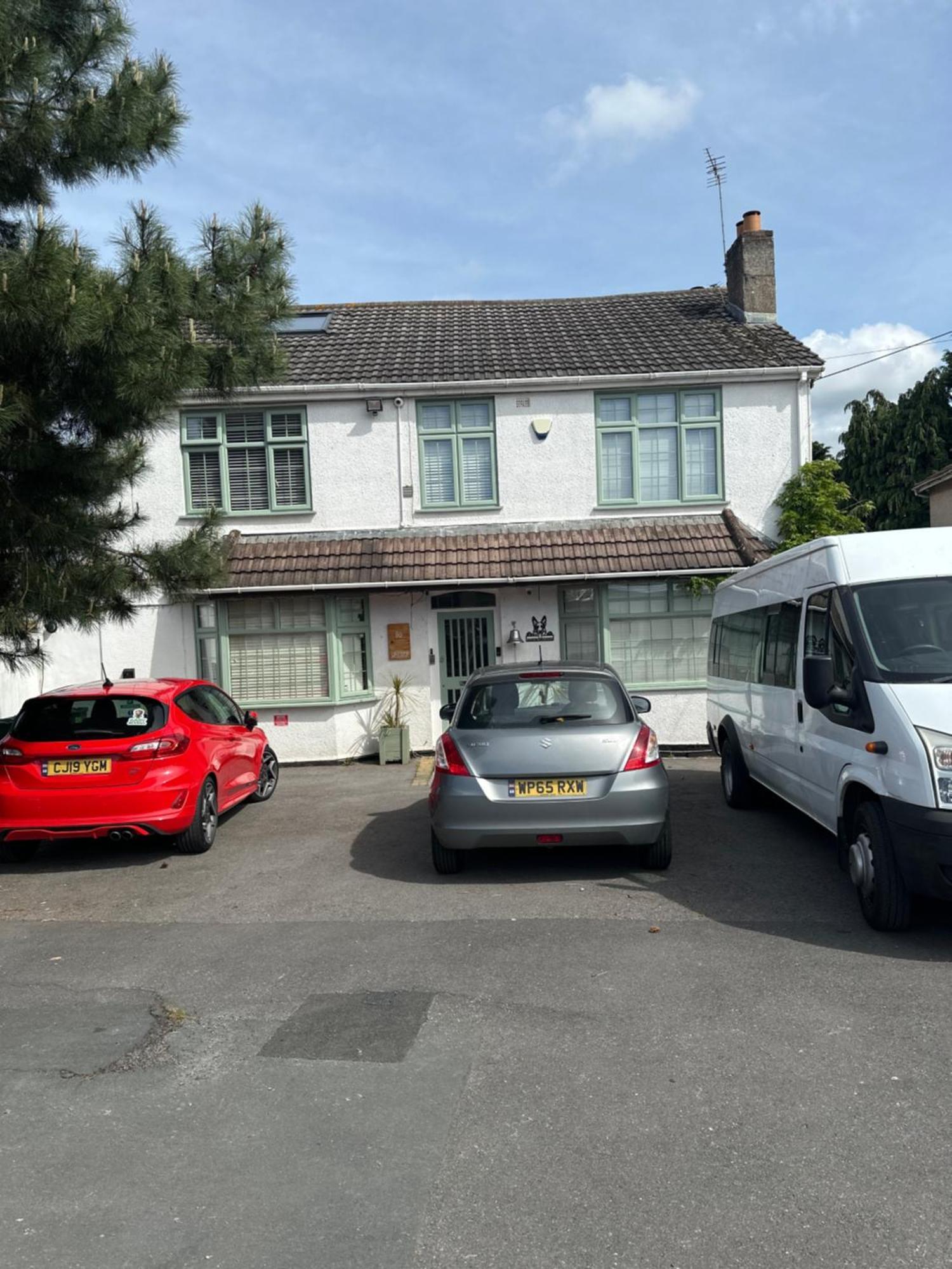 ホテル Barrs Court Beds Warmley エクステリア 写真